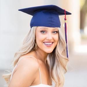 Meet your Posher, Leighton